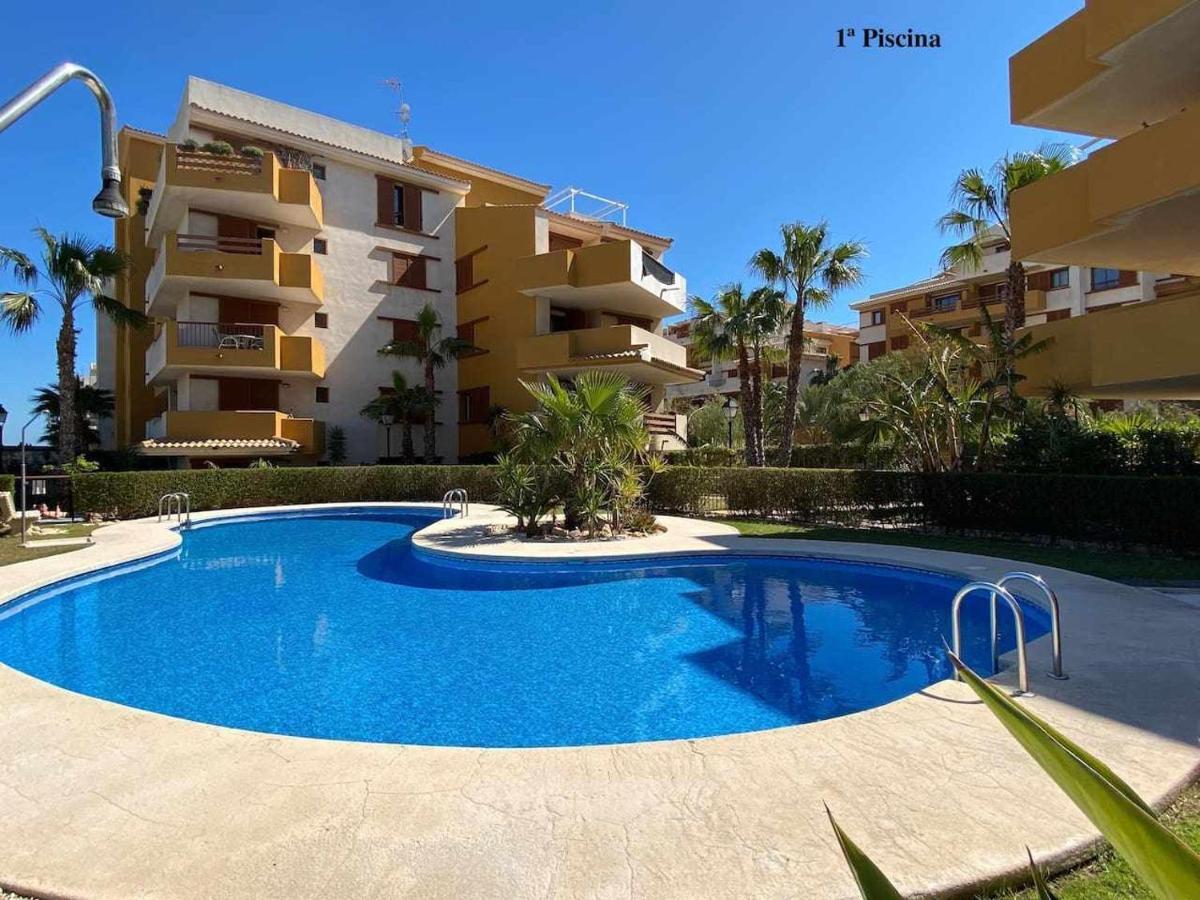 Acogedor Apartamento Al Lado De La Playa Alicante Luaran gambar