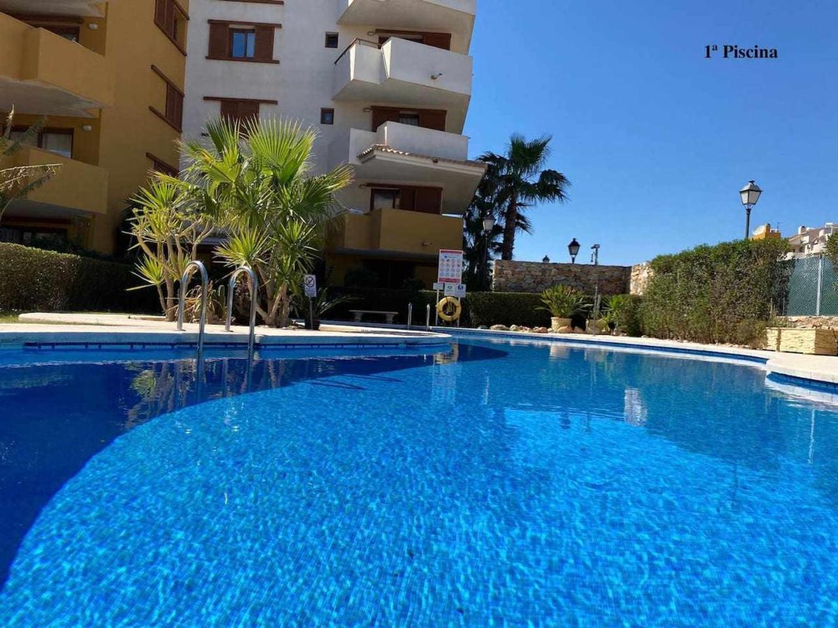 Acogedor Apartamento Al Lado De La Playa Alicante Luaran gambar