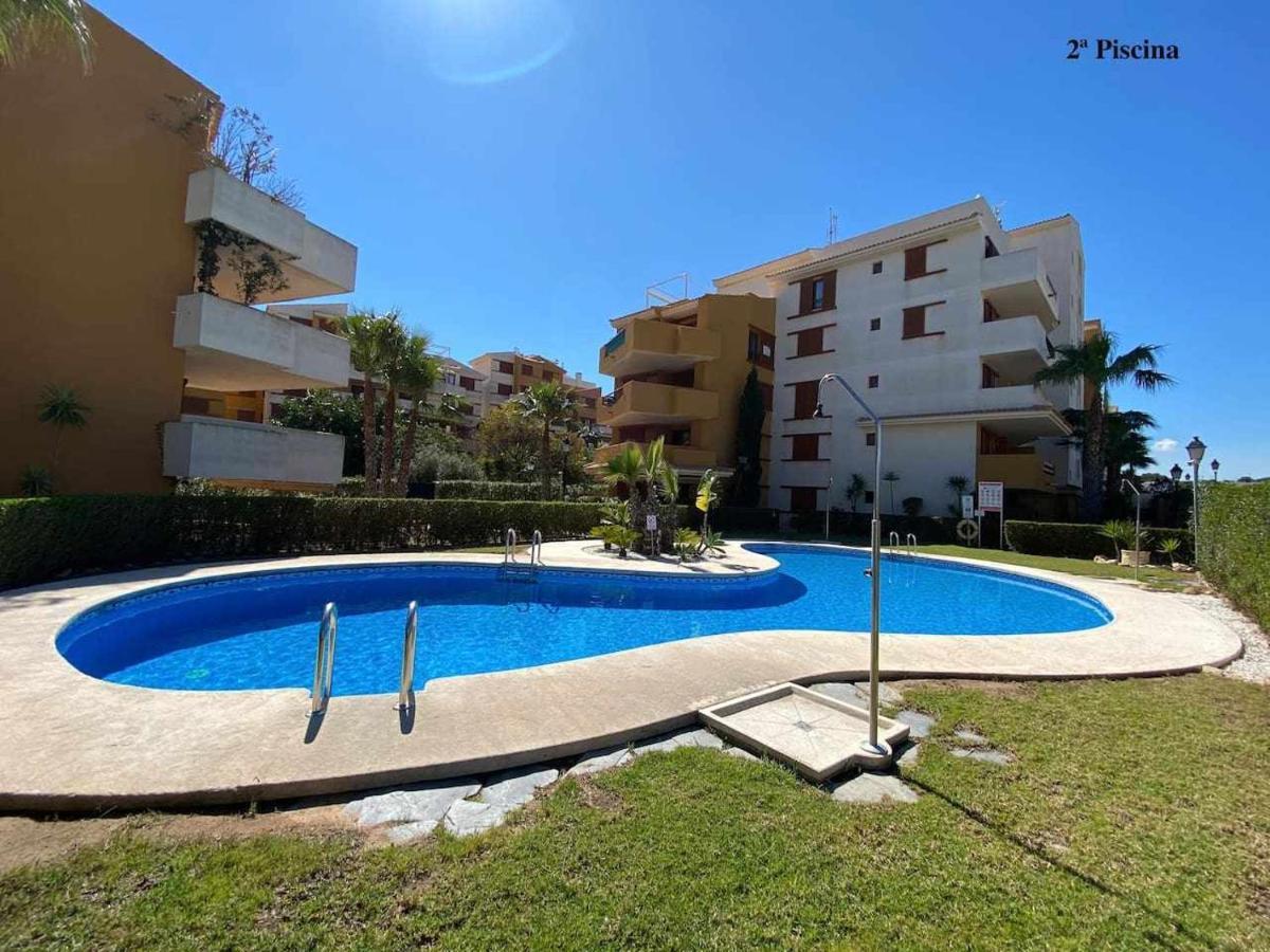 Acogedor Apartamento Al Lado De La Playa Alicante Luaran gambar